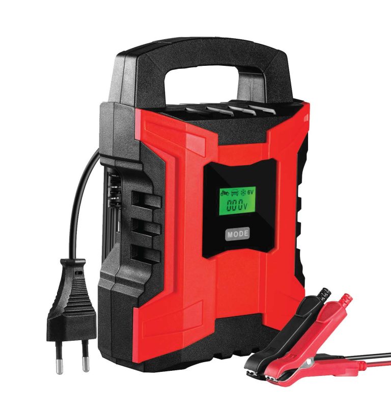 MaxLi_Technical 10A Battery Charger RS-Z10 Front View